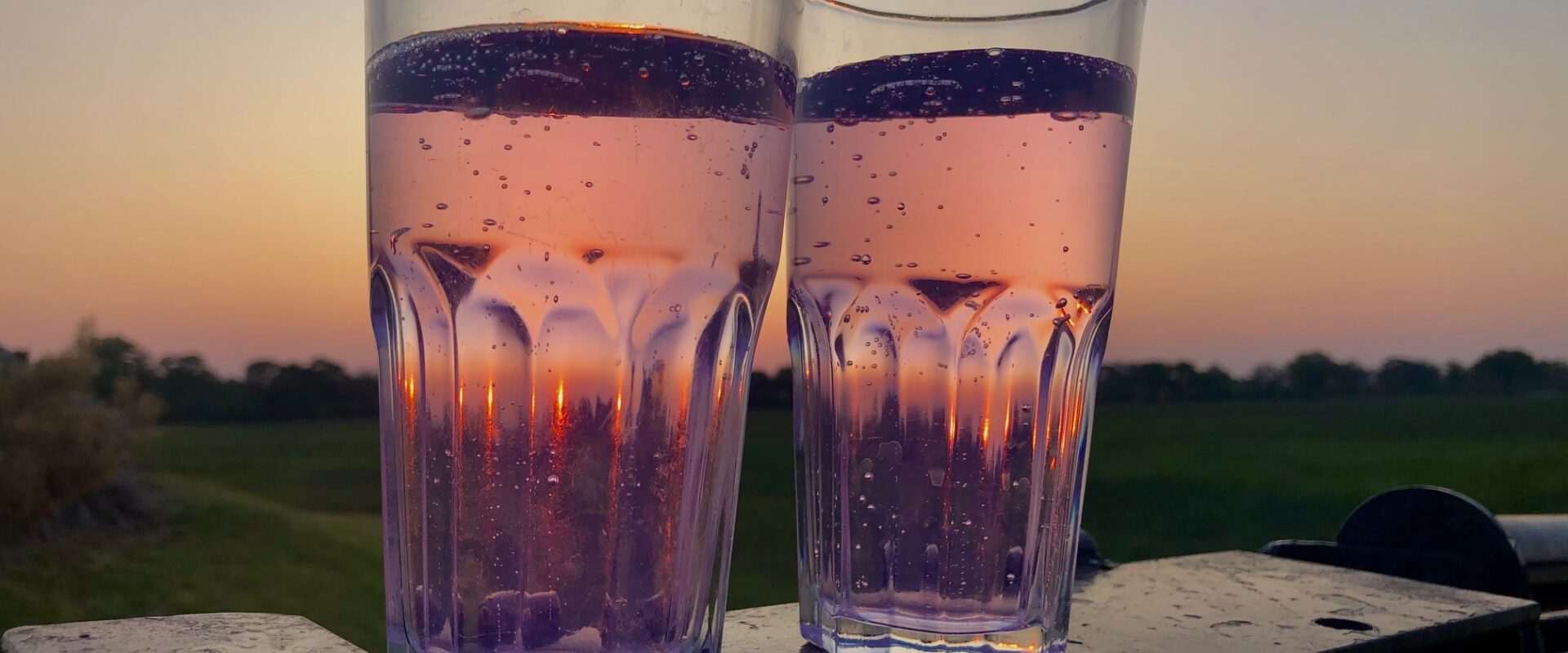 Enjoy your drinks after a long hot day